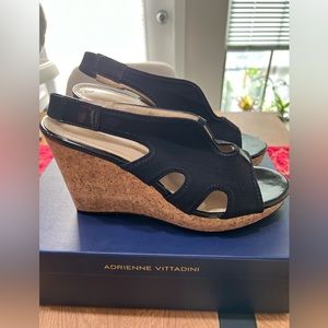 Adrienne Vittadini Chari Black Wedge Heel Sandals 🖤